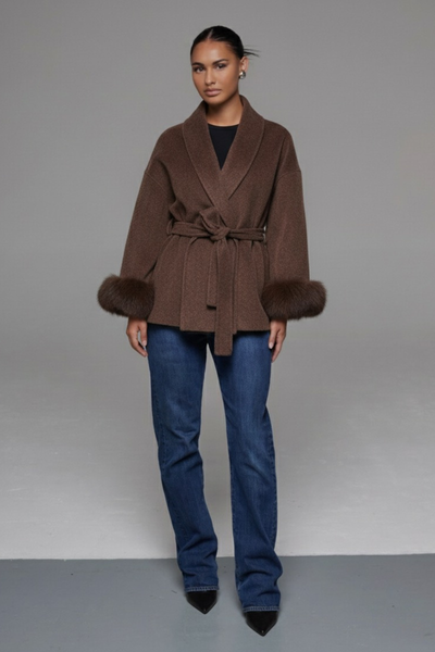 KATE – PREMIUM MANTEL MIT ECHTFELL